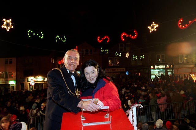 Emmerdale star Mandy Dingle, alias actress Lisa Riley helped switch on Yeadon's Christmas Lights in December 1996. Giving her a helping hand was the Lord Mayor of Leeds Coun Malcolm Bedford.