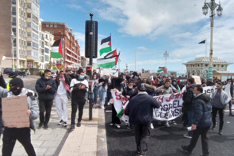 Free Palestine Brighton protest. Photo by Jason Sensation (@thekinaton) SUS-210515-150617001