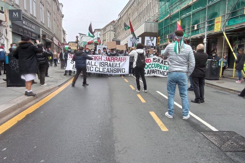 Free Palestine Brighton protest. Photo by Jason Sensation (@thekinaton) SUS-210515-150647001