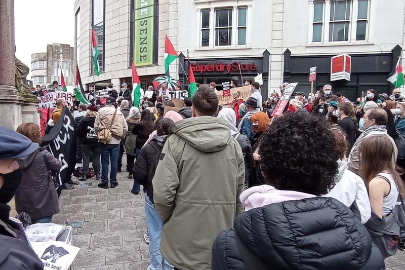 Free Palestine Brighton protest. Photo by Jason Sensation (@thekinaton) SUS-210515-150657001