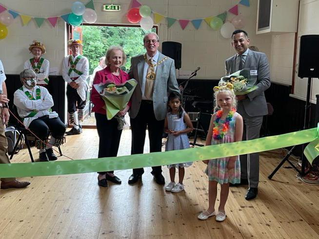 A party was held to welcome new residents to Bourne End. PIC Laura Frey