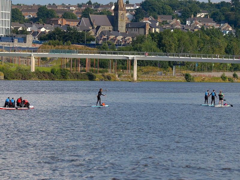Paddling on the River Foyle during the recent sunny spell. DER2129GS - 062