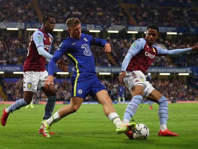 Alex McLeish has backed Leeds United to make a move for Chelsea midfielder Ross Barkley, claiming that he could be the “spark” needed to ignite their season. Burnley and Newcastle have also been linked. (Football Insider)
(Photo by Catherine Ivill/Getty Images)