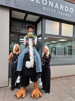 The Big Bird meets the team at Leonardos on Bridgegate at the Retford Big Market Day 181025