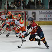 Defending as a unit - Steelers at Guildford