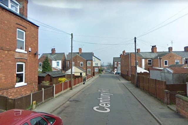 This consists of the southern part of the village of Ordsall in Retford, south of the train line. The average price paid for a property in this area last year was £159,500.
