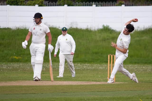 Action from Worksop's win over Orsdall Bridon on Saturday. Picture by RBI Photography.