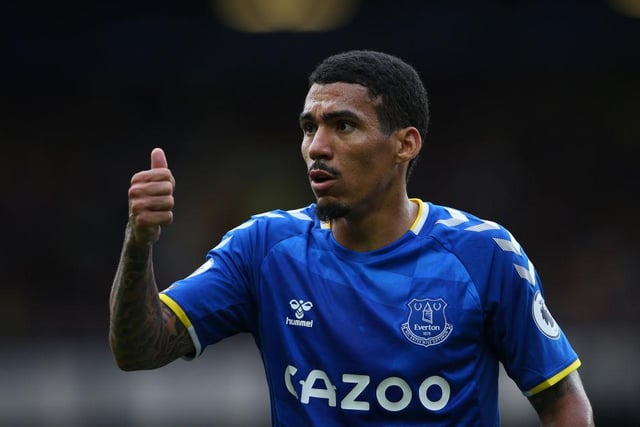 Juventus are chasing Everton midfielder Allan, with Aaron Ramsey reportedly on offer in a swap deal. (Area Napoli)

(Photo by Alex Livesey/Getty Images)