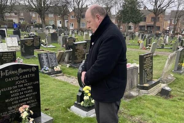 Alan Spencer paid tribute to Ollerton striking miner, David Jones, who was killed on the picket line. He said: "Once again 40 years on we will remember David who sadly lost his life on one of our picket lines at Ollerton. Rest in Peace Comrade"