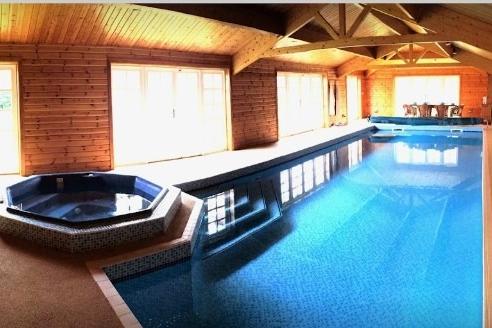 Freshfield spa & Wellness Centre in Carlton Road, Worksop S81 8BS offers yoga sessions, meditation and a range of spa treatments and retreat day options.