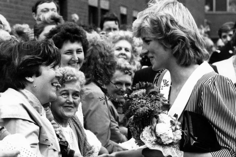 The crowds welcome Princess Diana on her visit to Worksop in the 80s. Princess Diana made at least two official visits to Worksop in the 1980s: On September 3, 1987, she visited the Courtaulds Leisure Wear Textile Group Factory on Raymouth Lane and in 1989, she visited both the Courtaulds factory again and the Bassetlaw Hospital.