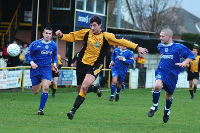 Worksop Town FC, Sandy Lane, Worksop. Worksop Town FC vs Hednesford FC. Picture: Andy White. The match took place on December 29, 2007. What was the score?