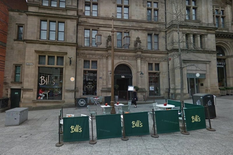 With high ceilings and a striking mezzanine, Bill’s Nottingham restaurant on Queen Street, Nottingham, is a mix of larger seating areas and cosy booths, with further seating outside for sunny days.