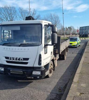Thde driver abandoned his truck on a live lane of the M1 in Derbyshire