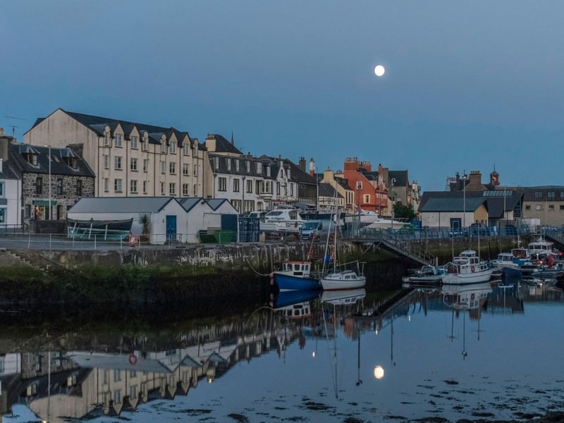 The Outer Hebrides offer some fantastic views that is sure to amaze you - and your pooch!
