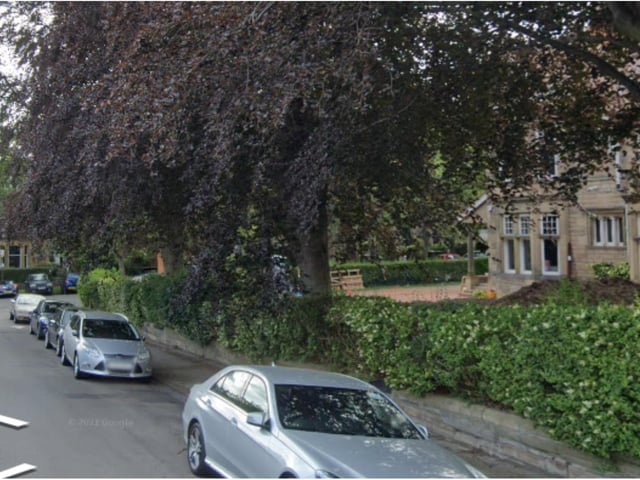 Situated in the Murrayfield area of Edinburgh, leafy Henderland Road has an average property price of £1,631,389.
