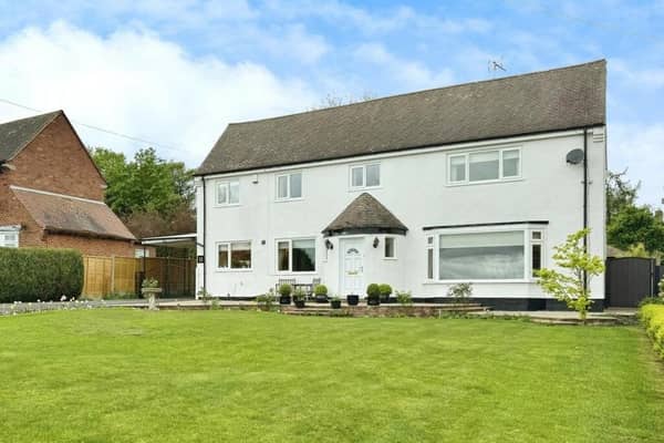 This eyecatching four-bedroom property at The Drive, off Park Lane, Retford, is a unique and modernised home, with stunning countryside views. Offers of more than £600,000 are invited by Bawtry estate agents Fine & Country.