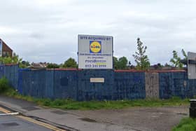 An application to build a Lidl store on land off Carlton Road has been refused by councillors.