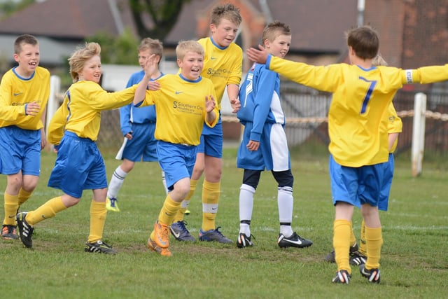 Carr Hill Primary School v Sir Edmund Hillary Primary School in a recent Guardian Shield Final.