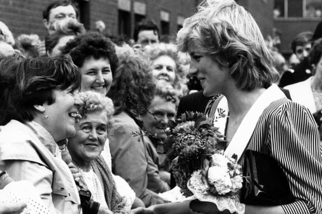 Princess Diana ona  visit to Bassetlaw Hospital in 1987
