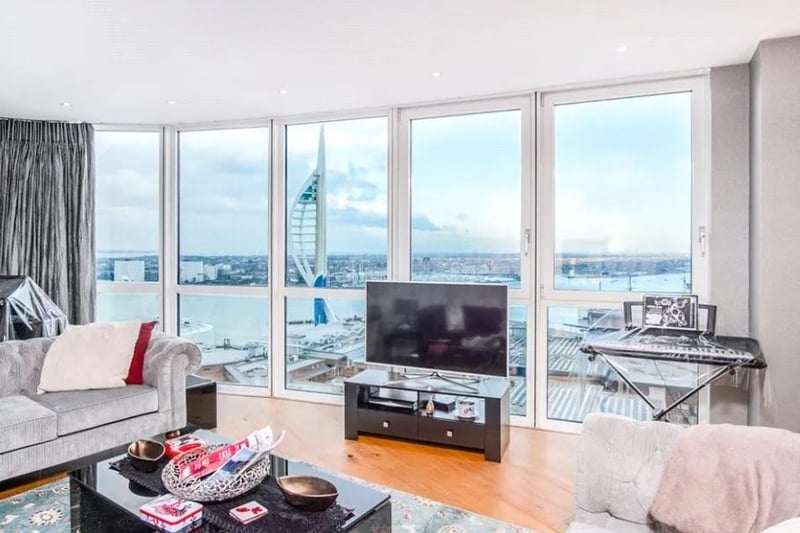 Just look at this view! Could you image seeing that every day? It also comes with a climate control air conditioning system and 'Miele' integrated kitchen appliances.