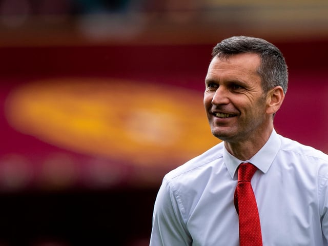 Stephen Glass knows the difference three points could make to Aberdeen’s current predicament as his team prepare to host inconsistent Hibs tomorrow. (The Scotsman)