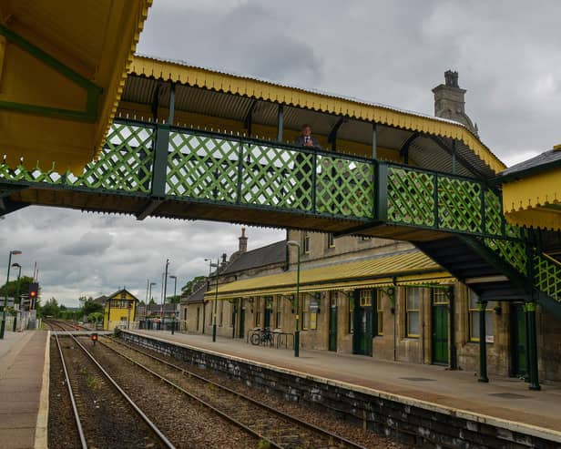 The plans would create two return journeys a day from London King’s Cross, calling at Retford, Worksop, Woodhouse and Sheffield.