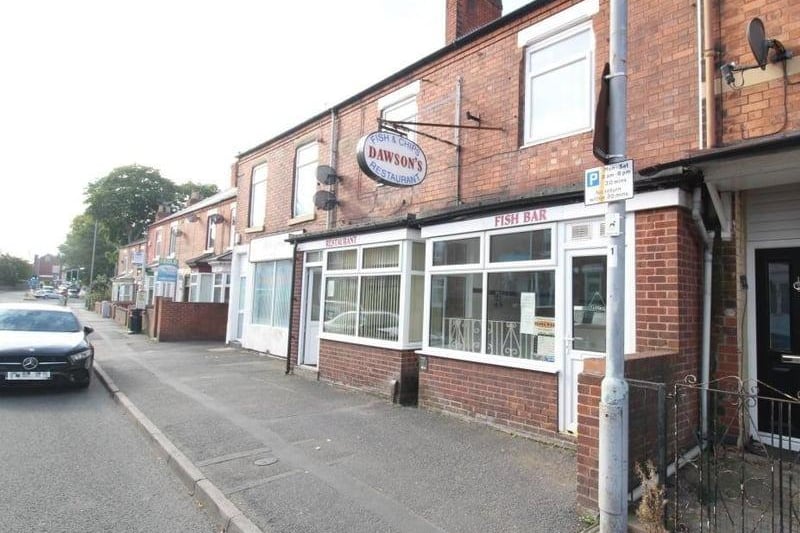 "This is the best chip shop in Worksop. I especially love the fish, its really chunky and fresh and tastes really nice." - Rated: 4.6 (125 reviews)