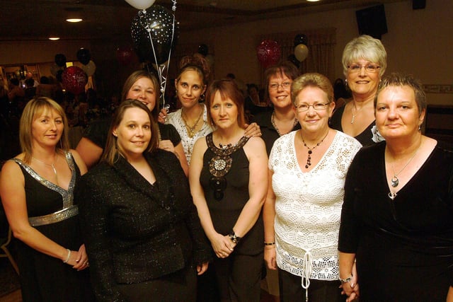 Ladies' night in aid of Sue Ryder Care Home in Ollerton. Pictured are Sue Ryder volunteers at the event at South Forest, Edwinstowe. Year: 2007