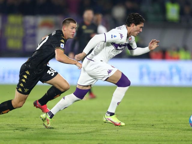 Newcastle United could sign Fiorentina forward Dusan Vlahovic for around £59 million - although a summer deal is looking more likely than a January swoop. Tottenham are also keen. (La Nazione)
(Photo by Maurizio Lagana/Getty Images)
