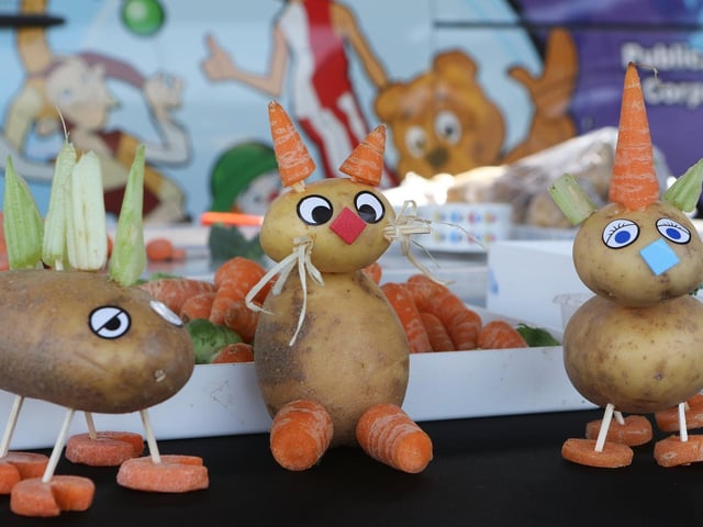 The event had free events for families to enjoy such as vegetable sculpture making workshop.