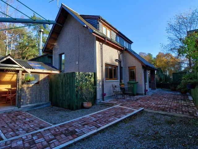 Rear of cottage.
