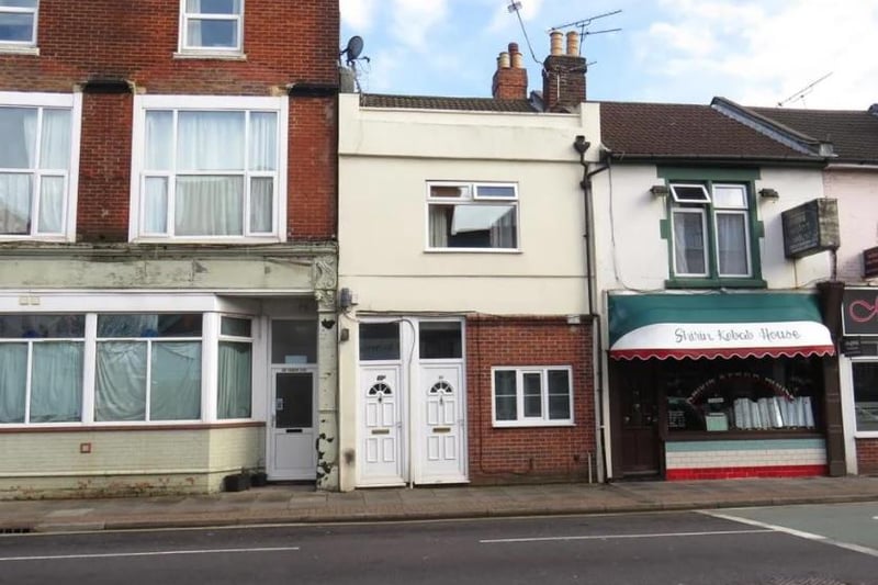 A two-bed flat is up for sale for £110,000 in Kingston Road in Fratton. It could make a great opportunity for investors, or someone looking to get on the property ladder.