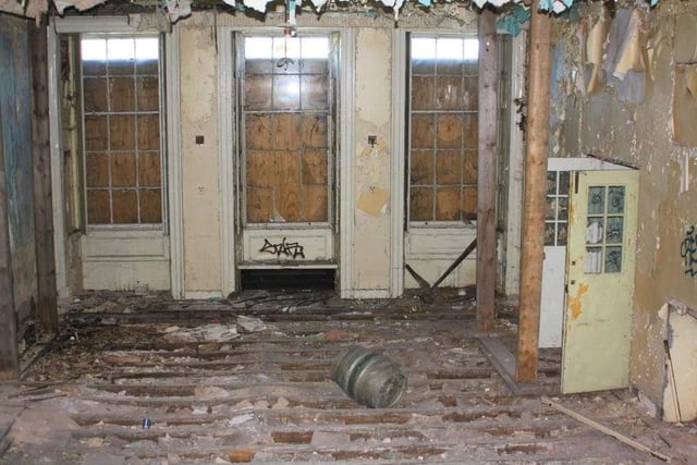Prior to the development, many rooms were left in a similar state after being abandoned for many years. Photo taken in 2021.