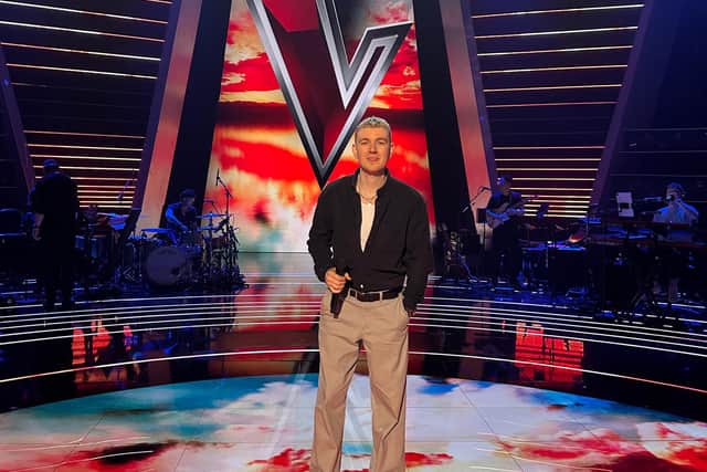 Worksop's Harry Linacre takes the stage on The Voice.