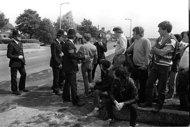 A picket line in August 1984 at Harworth Colliery.