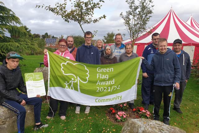 Oasis' 'Gardening for Life' team have been awarded the national Green Flag award.