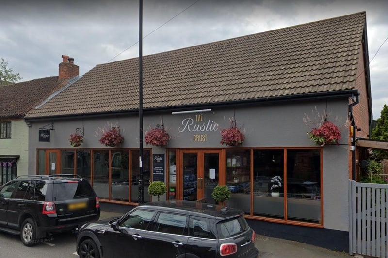 The Rustic Crust Pizzeria on Main Street, Farnsfield, is a 60 seater family pizzeria with a beautiful bar and intimate Italian style courtyard based in between Mansfield and Southwell in the award winning village of Farnsfield.
