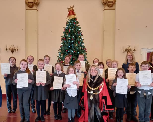 St Swithun’s school choir performed Christmas carols at Retford Town Hall.