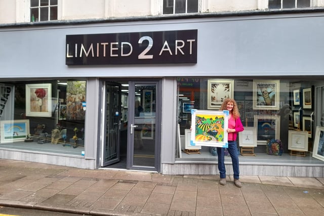 Limited 2 Art was started by its owner, Ruth Stone, twenty years ago and celebrated its anniversary with a spectacular moving event on St Patrick’s Day 2024