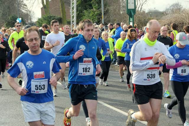 Gainsborough 10k, runners leaving the Start. (w130318-3e)