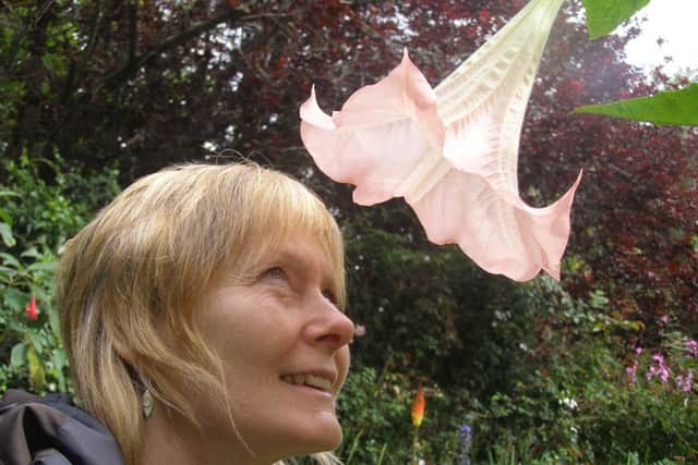 Artist Jean Binney