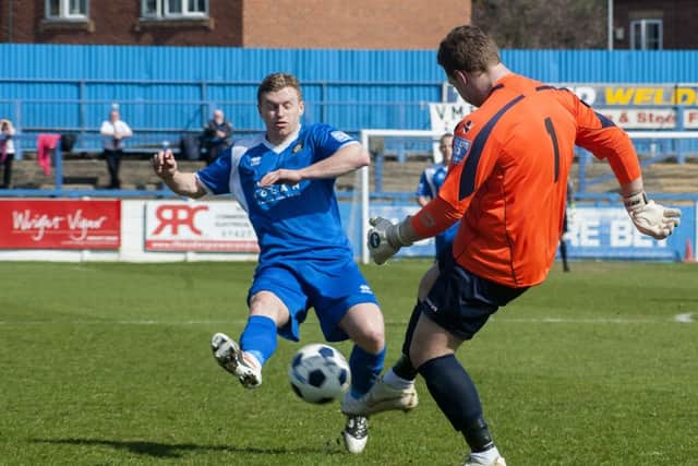 Action from Gainsbrough Trinity 2-1 win over Vauxhall Motors on Saturday afternoon.
20 April 2013
Image © Paul David Drabble