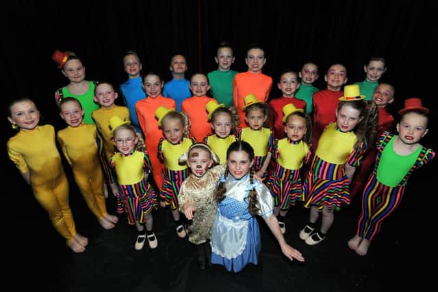 Wizard of Oz inspired production by Rebecca's School of Dance at Worksop Acorn Theatre (w130502-2)