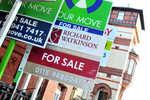 File photo dated 12/10/10 of a general view of for sale signs as mortgage lenders have reported their strongest month in almost five years, in further evidence that the housing market is bursting back into life. PRESS ASSOCIATION Photo. Issue date: Tuesday August 20, 2013. An estimated £16.6 billion worth of mortgages were advanced to borrowers in July, marking the highest total seen since October 2008, the Council of Mortgage Lenders (CML) said. See PA story ECONOMY lending. Photo credit should read: Rebekah Downes/PA Wire