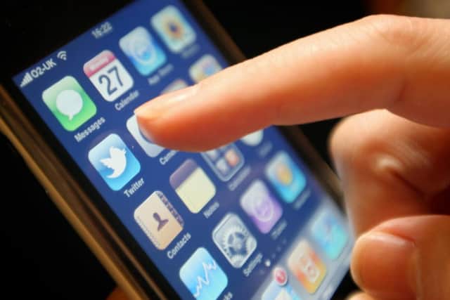 Safer Neighbourhood police teams in Clowne and Creswell are taking to Twitter