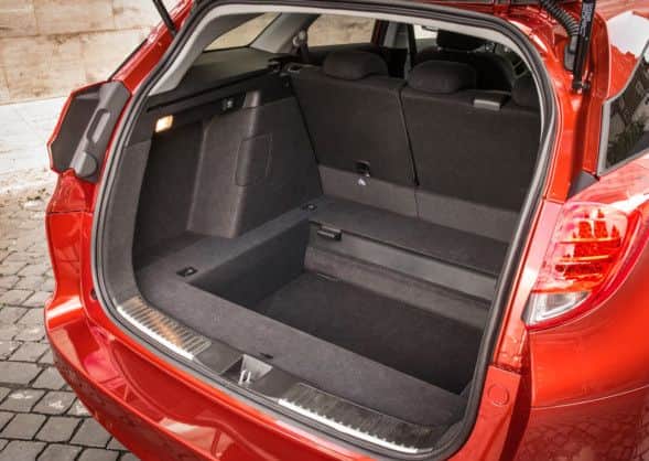 2014 Honda Civic Tourer boot, luggage space