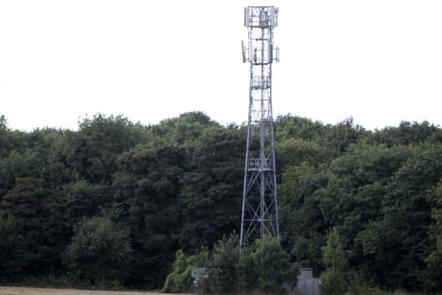 The 'faulty' mast is located at Woodsetts Road
