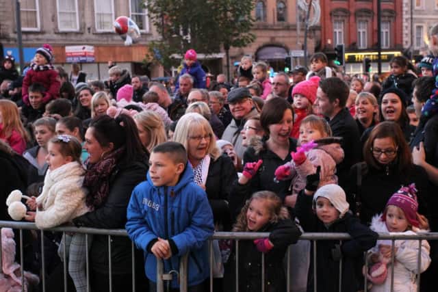 Crowds at the Worksop Christmas lights switch-on 2014.