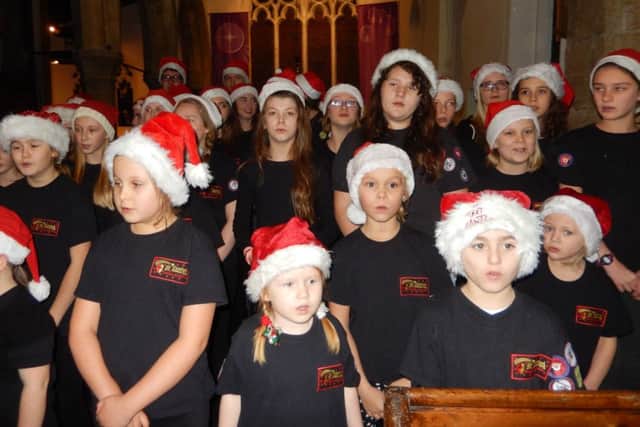 Be'Dazzled entertain the crowds at the Misterton Christmas lights switch on
